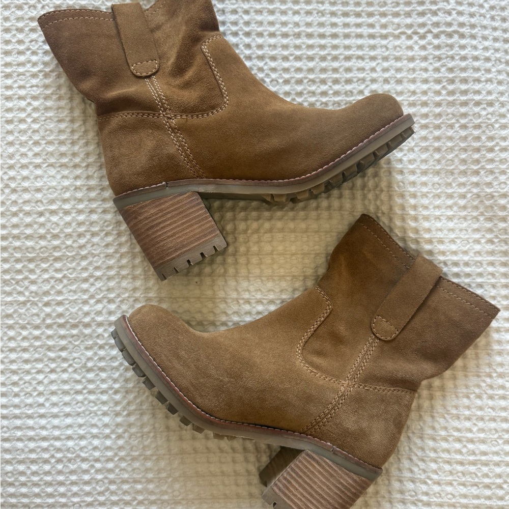 Suede Tan Chunky Heel Ankle Booties